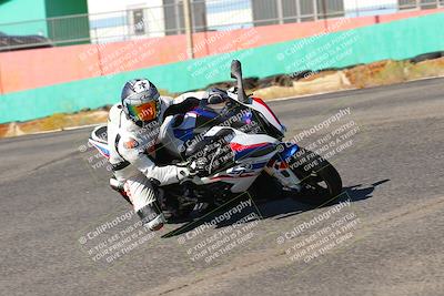 media/Oct-15-2022-TrackXperience (Sat) [[8f70b8b0be]]/Group 2/session 2 turn 3 and 4/